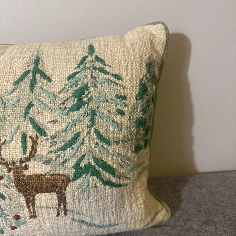 EnVogue Forest Deer Throw Pillow Rectangle Rustic Farmhouse Holiday‎